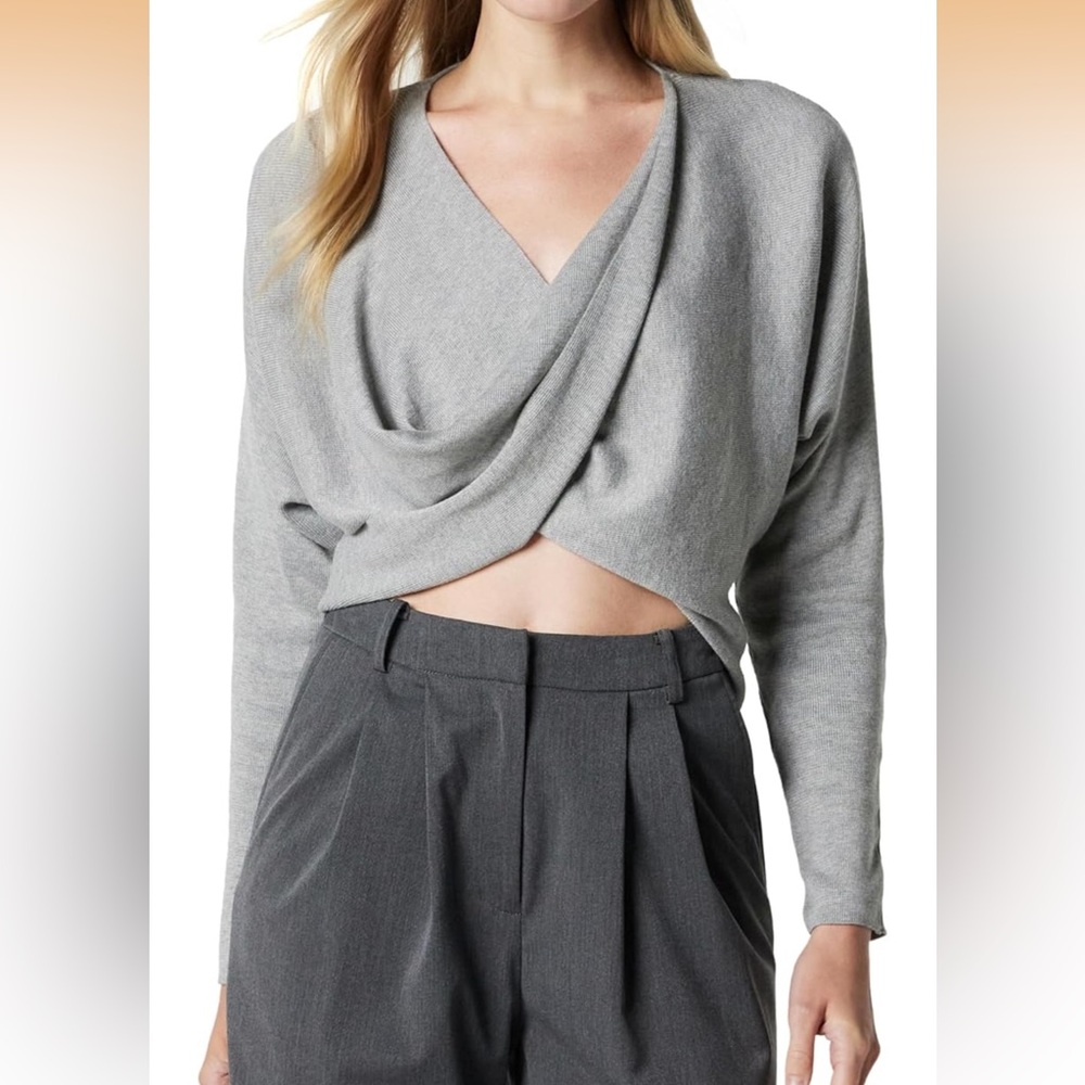 The Drop Womens Roja Twist Front Cropped Sweater Top